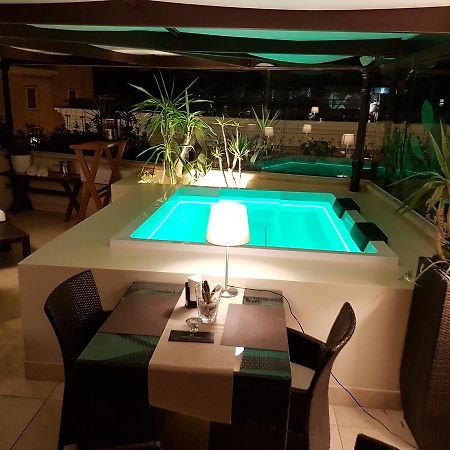 Suite Hotel Santa Chiara Lecce Esterno foto