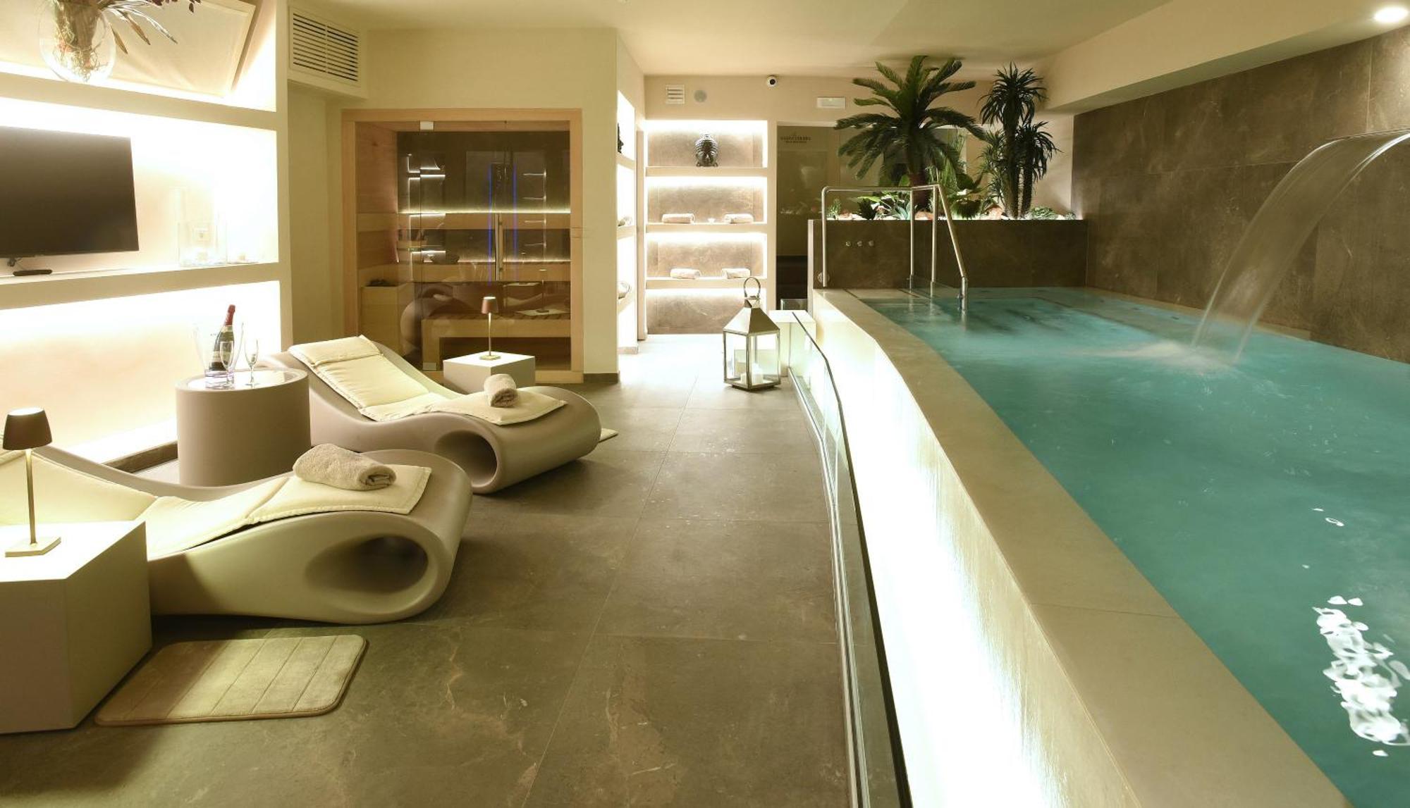 Suite Hotel Santa Chiara Lecce Esterno foto